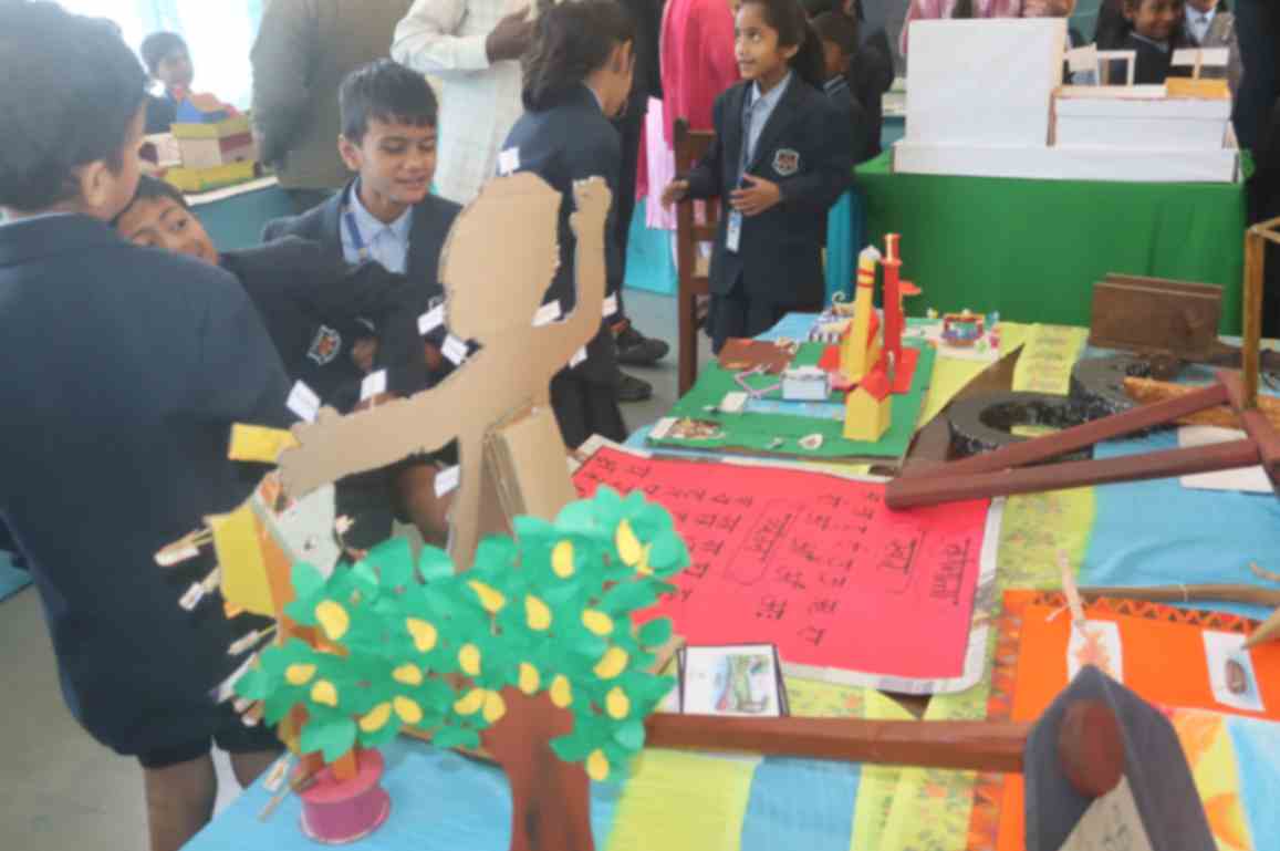 SCIENCE, ROBOTICS & AI, ART EXHIBITION